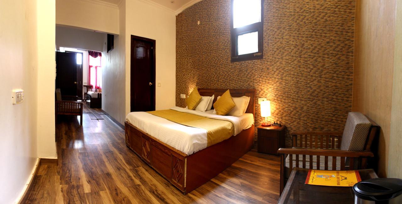 Divyansh Hotel Dharamsala Zewnętrze zdjęcie