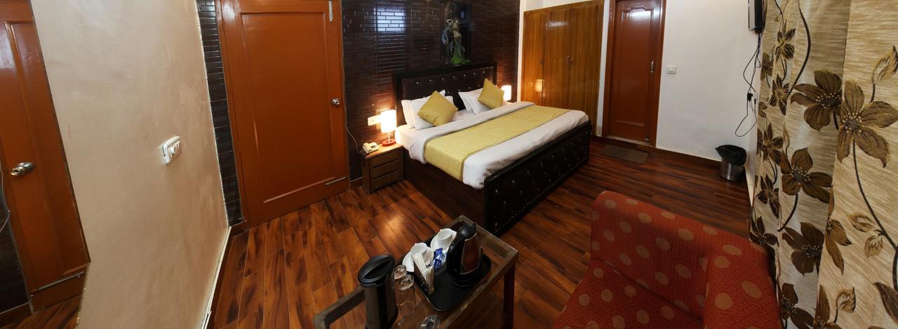 Divyansh Hotel Dharamsala Zewnętrze zdjęcie